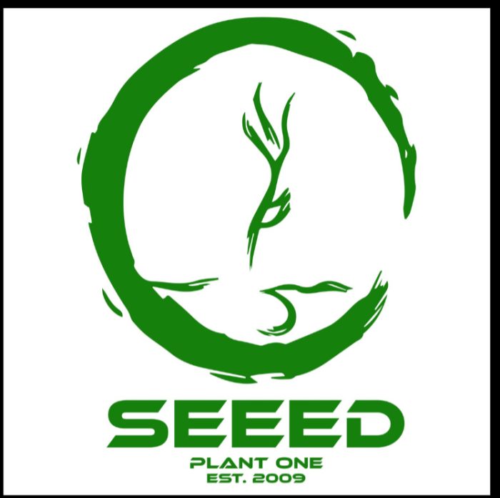 Emerald Sponsor - table/student